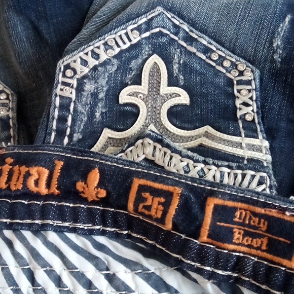 Rock Revival NWOT Women's 26 Bootcut May Bejeweled Embroidered Distressed - Picture 6 of 12